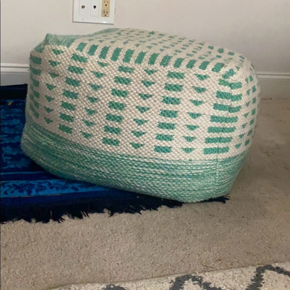 🧩🔮Perfect puffer seat🔮🧩